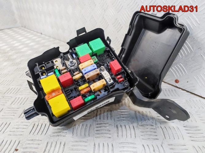 Блок предохранителей Peugeot 208 453394401