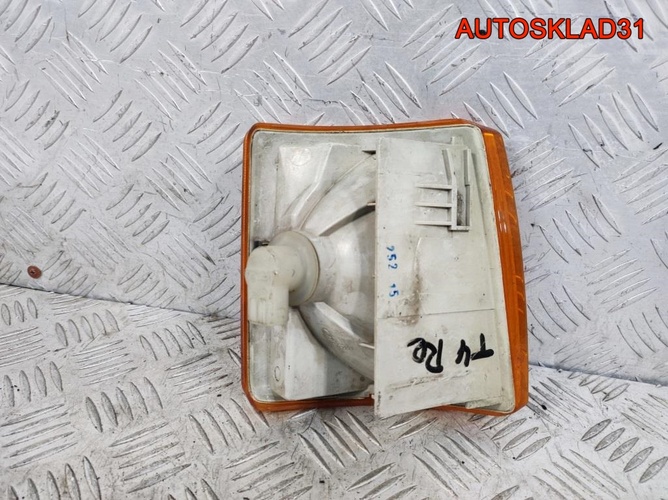 Указатель поворота левый VW Transporter T4  Указатель поворота левый VW Transporter T4