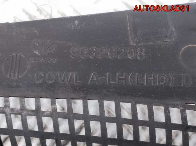 Решетка стеклоочистителя Chevrolet Evanda 96326208