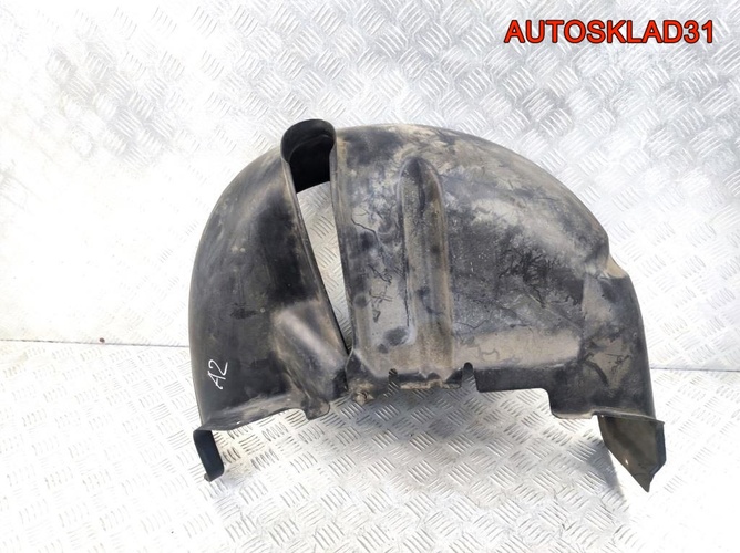 Локер задний правый Audi A2 8Z0810171C Локер задний правый Audi A2 8Z0810171C