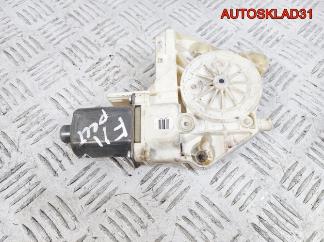 Моторчик стеклоподъемника Ford Focus 2 4M5T14553