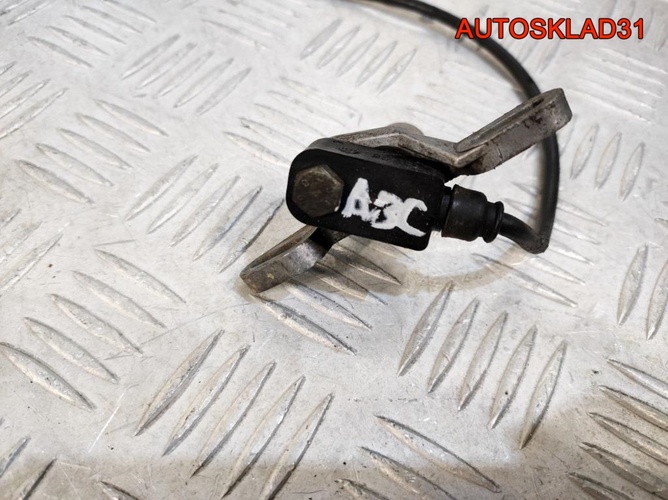Датчик коленвала Audi 100 C4 2,5 AAT 034905381A