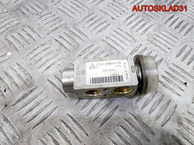 Клапан кондиционера Opel Astra H 52414608