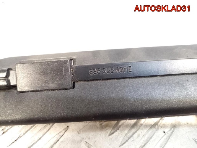 Поводок стеклоочистителя левый Audi 80 893955407E