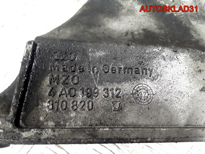 Кронштейн двигателя правый Ауди 100 Ц4 4A0199312