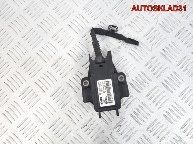 Датчик ускорения Volkswagen Passat B5 4B0907637A