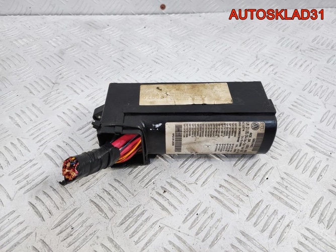 Блок предохранителей Seat Altea 3C0937049E