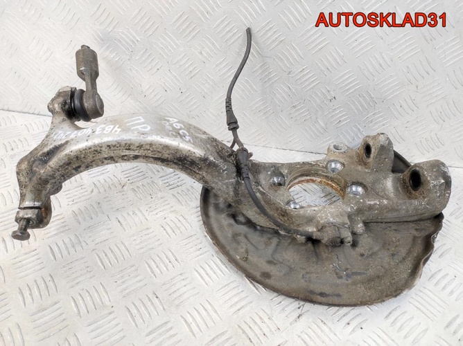 Кулак передний правый Audi A6 C5 4B3407242H