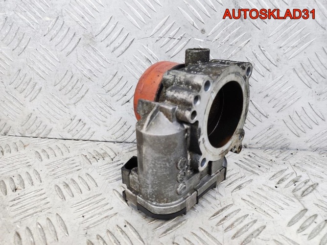 Заслонка дроссельная Mercedes Benz W203 2711410025