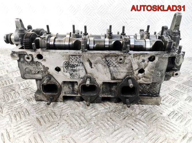 Головка блока левая Audi A6 C5 2,5 BDG Дизель