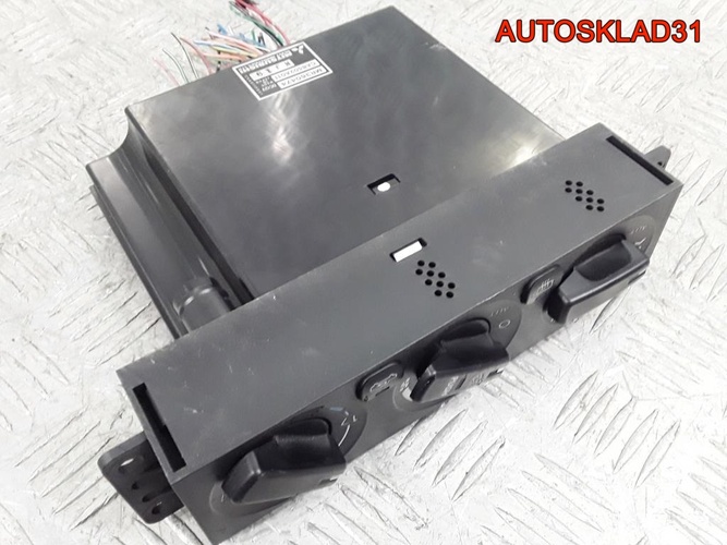 Блок управления печкой Mitsubishi Carisma MR360474