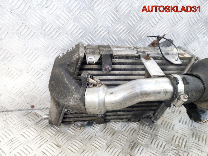 Интеркулер Audi A8 D3 4E0145805D Дизель