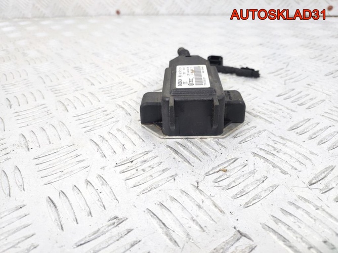 Датчик ускорения Volkswagen Passat B5 4B0907637A
