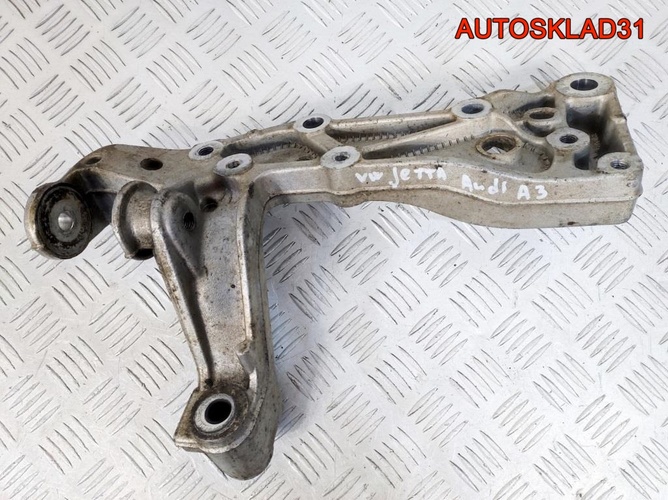 Кронштейн переднего рычага Audi A3 8P 1K0199296E