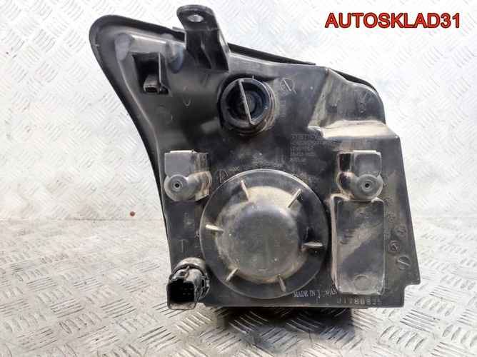 Фара левая Ford Transit Connect 084311165L