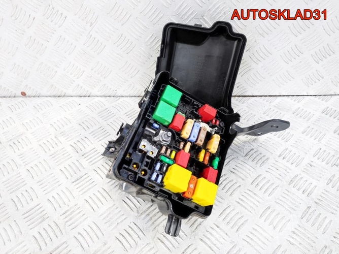 Блок предохранителей Peugeot 208 453394401