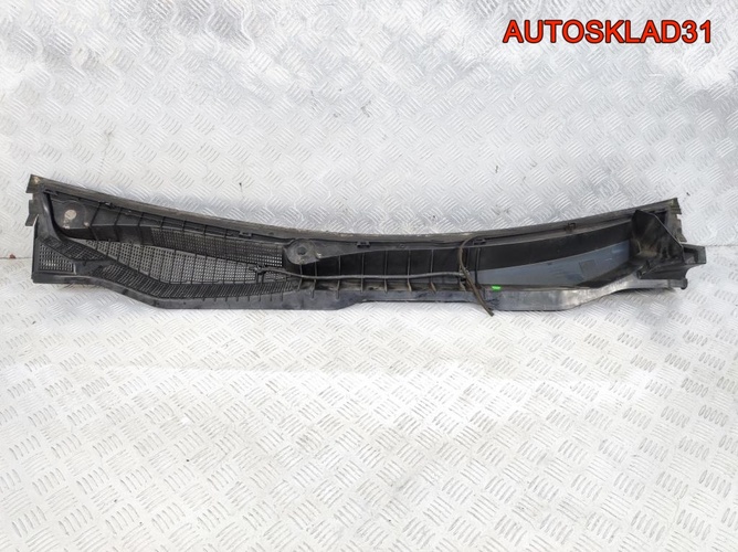 Решетка стеклоочистителя Opel Astra H GTC 24463382 Решетка стеклоочистителя Opel Astra H GTC 24463382