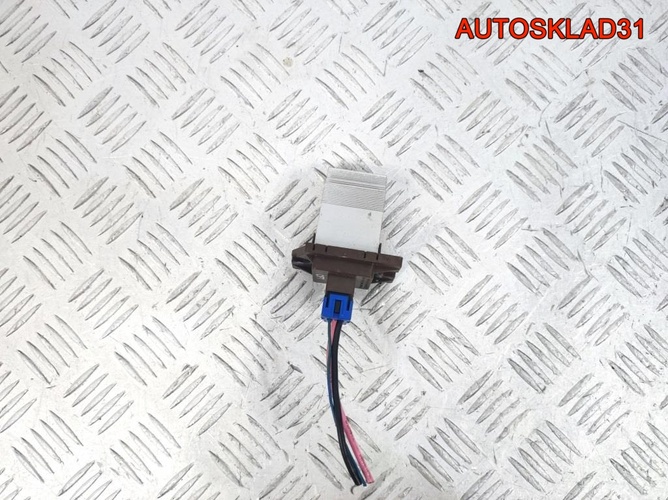 Резистор отопителя Kia Ceed 972354D000 Резистор отопителя Kia Ceed 972354D000