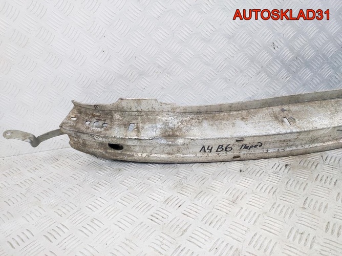 Усилитель переднего бампера Audi A4 B6 8E0807109C