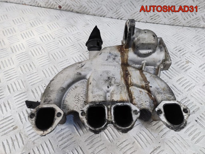 Коллектор впускной Audi A4 B6 038129713BM Дизель