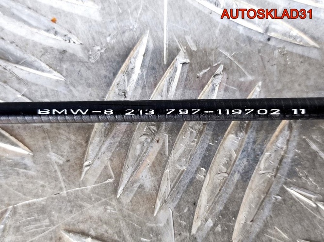 Трос открывания передней правой двери BMW E46