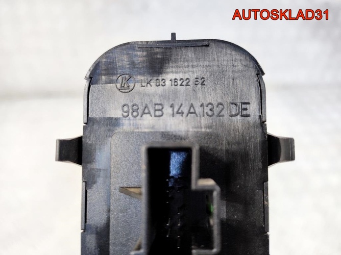 Блок управления стеклоподъемниками Ford Focus 1