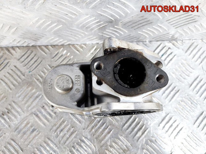 Клапан EGR VW Passat B6 2,0 CBA 03L131501K Дизель