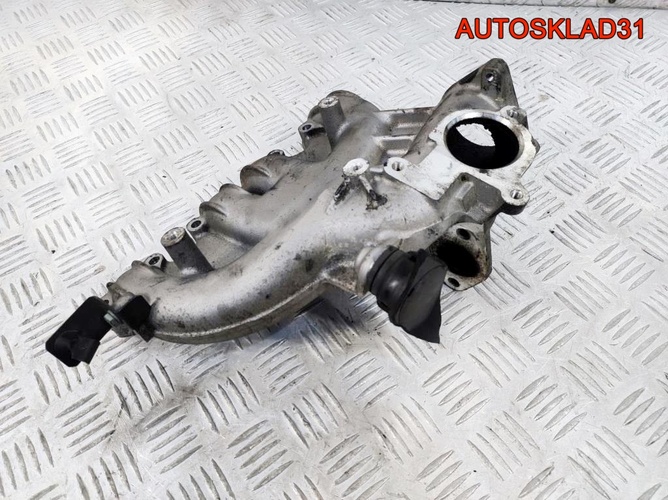 Коллектор впускной Audi A4 B6 038129713BM Дизель