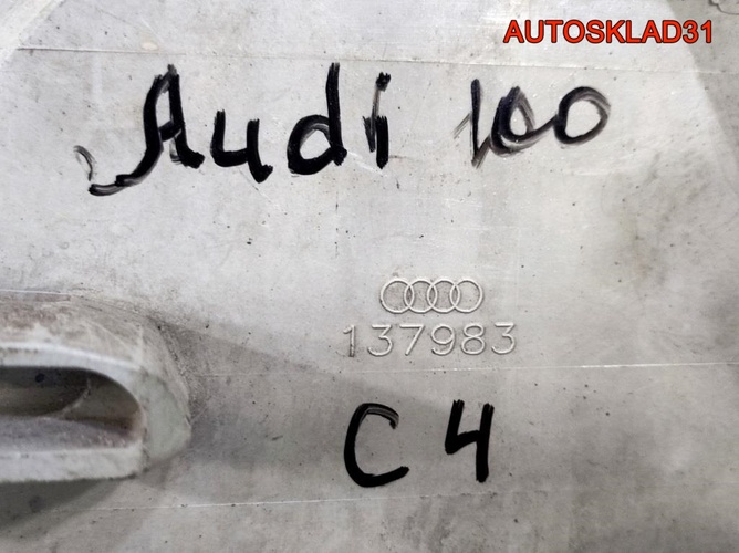 Указатель поворота левый жёлтый Audi 100 C4 Указатель поворота левый жёлтый Audi 100 C4