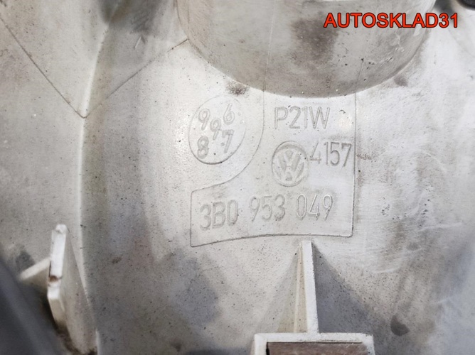 Указатель поворота левый VW Passat B5 3B0953049 Указатель поворота левый VW Passat B5 3B0953049