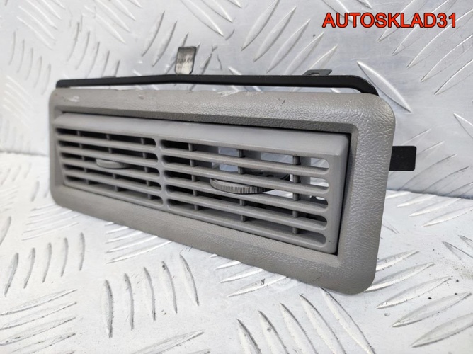 Дефлектор воздушный Chevrolet Suburban 15675652