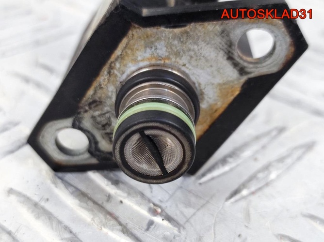 Регулятор давления топлива VW Golf 4 036906336 Регулятор давления топлива VW Golf 4 036906336