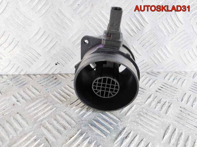 Расходомер воздуха Mercedes Sprinter A0000943248