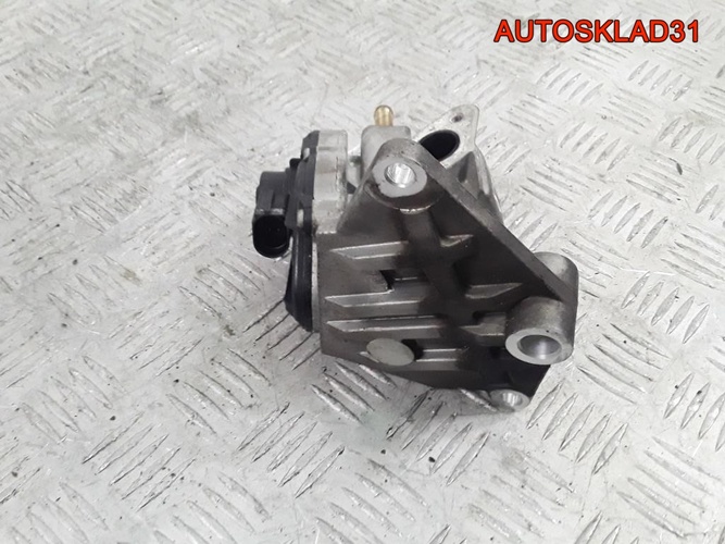 Клапан EGR Volkswagen Passat B6 2,0 BLR 06F131503B