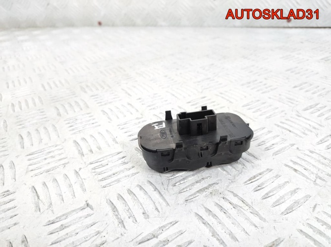 Блок управления стеклоподъемниками Ford Focus 1