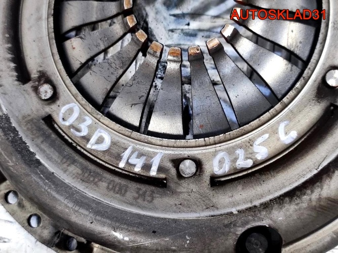 Комплект сцепления МКПП VW Polo 1,2 BBM 03D105271 