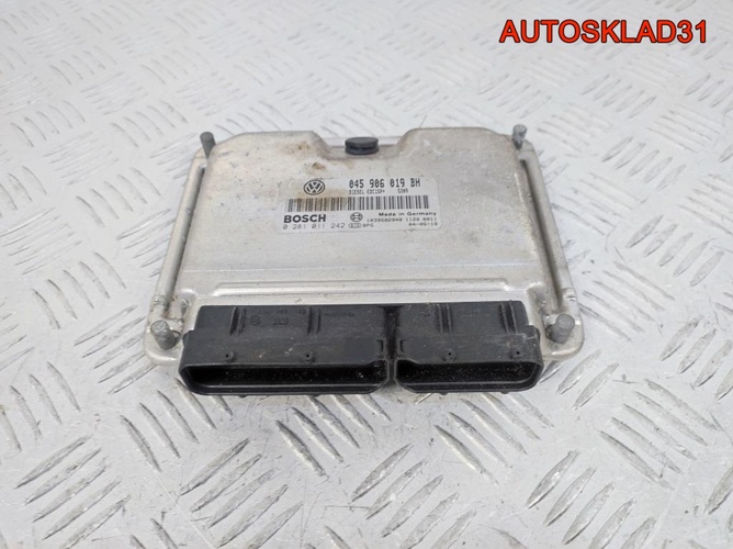 Блок ЭБУ Volkswagen Polo 045906019BH Дизель