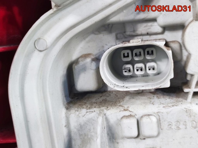 Фонарь задний правый Audi A3 8P 8P0945096