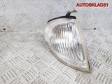 Указатель поворота правый белый Mazda 323 BJ (Изображение 1)