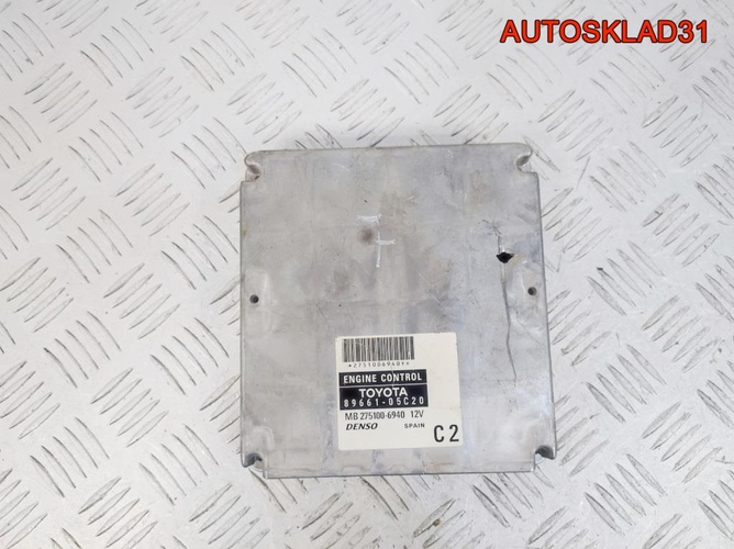 Блок ЭБУ Toyota Avensis T250 1,8 1ZZFE 8966105C20