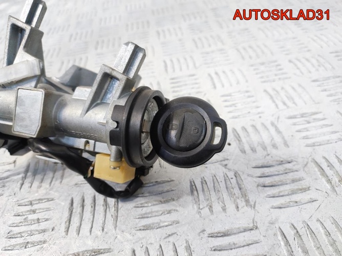 Замок зажигания Mitsubishi Colt Z3 MR955230