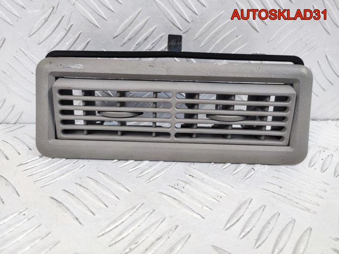 Дефлектор воздушный Chevrolet Suburban 15675652