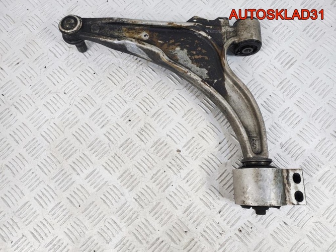 Рычаг передний правый нижний Opel Astra J A20DTH