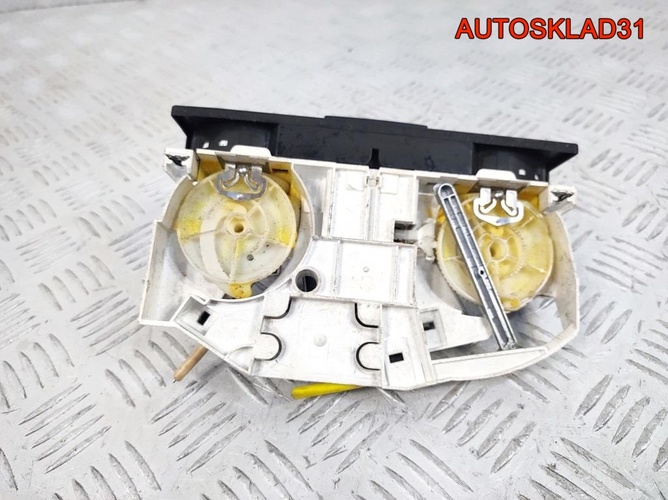 Блок управления отопителем VW Golf 1J0819045K