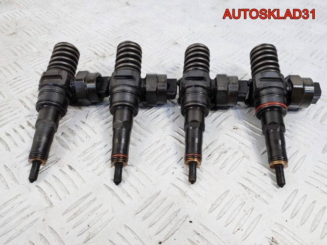 Форсунка дизельная VW Sharan 1.9 AUY 038130073AC