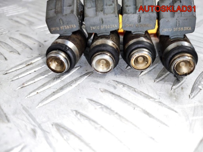 Форсунка топливная Ford Fiesta 1,3 A9A 2N1U9F593KA