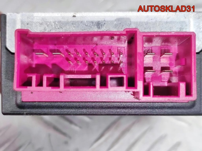 Реле топливного насоса BMW E90 16147229173 Дизель Реле топливного насоса BMW E90 16147229173 Дизель