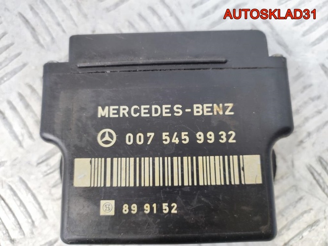 Реле свечей накала Mercedes Benz W124 A0075459932 Реле свечей накала Mercedes Benz W124 A0075459932