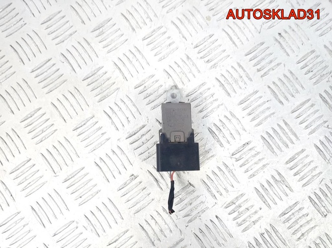 Реле обогрева сидений Kia Ceed 937101H000 Реле обогрева сидений Kia Ceed 937101H000