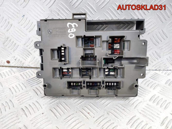 Блок предохранителей салона BMW E90 61149119446